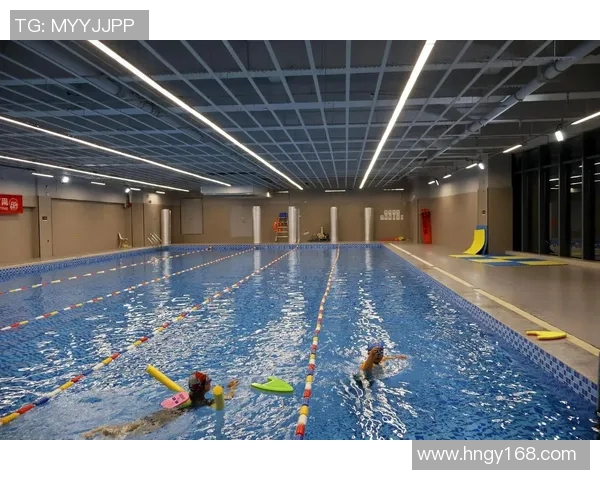 游泳健身的全面指南：提高体能、塑形减脂与增强心肺功能的科学方法