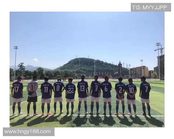 与足球明星合照的难忘瞬间在中国的精彩回忆与感动